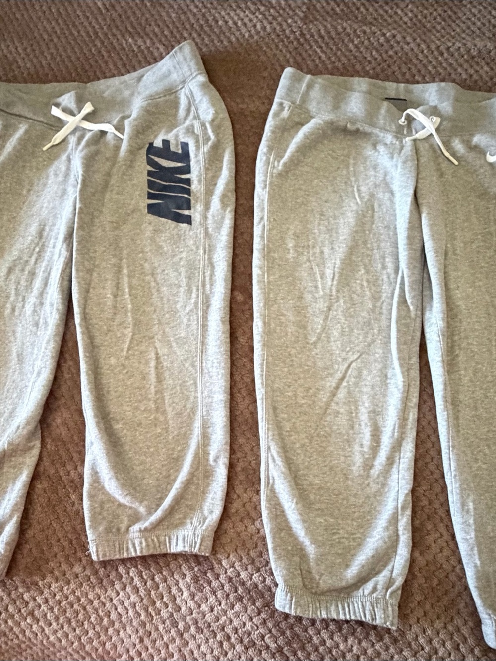 Nike Gray Logo Jogger Capri/Crop Pants